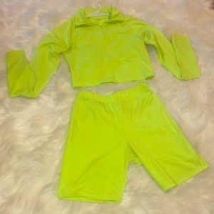 Sporty two piece set